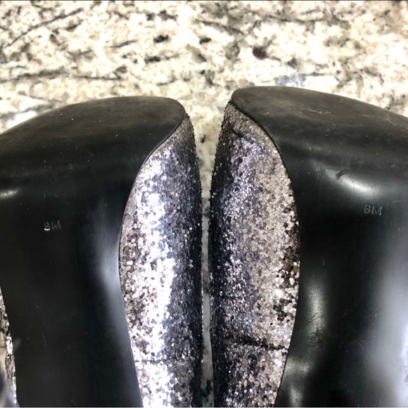 Guess Silver Glitter Peep Toe Platform Pumps 5 inch Heels Size 8m Silver GUC - Picture 7 of 10
